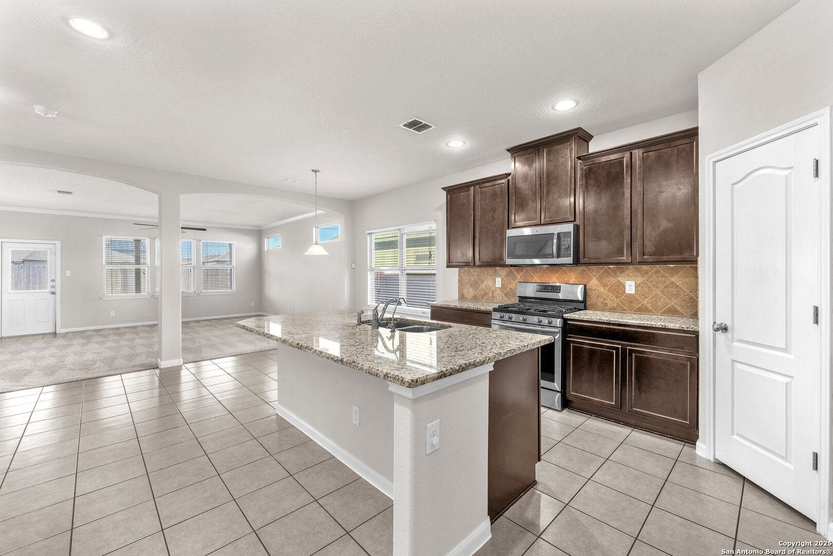 8523 Angelina Parke , San Antonio, TX, 78254 | 1858050 | Realty Texas LLC