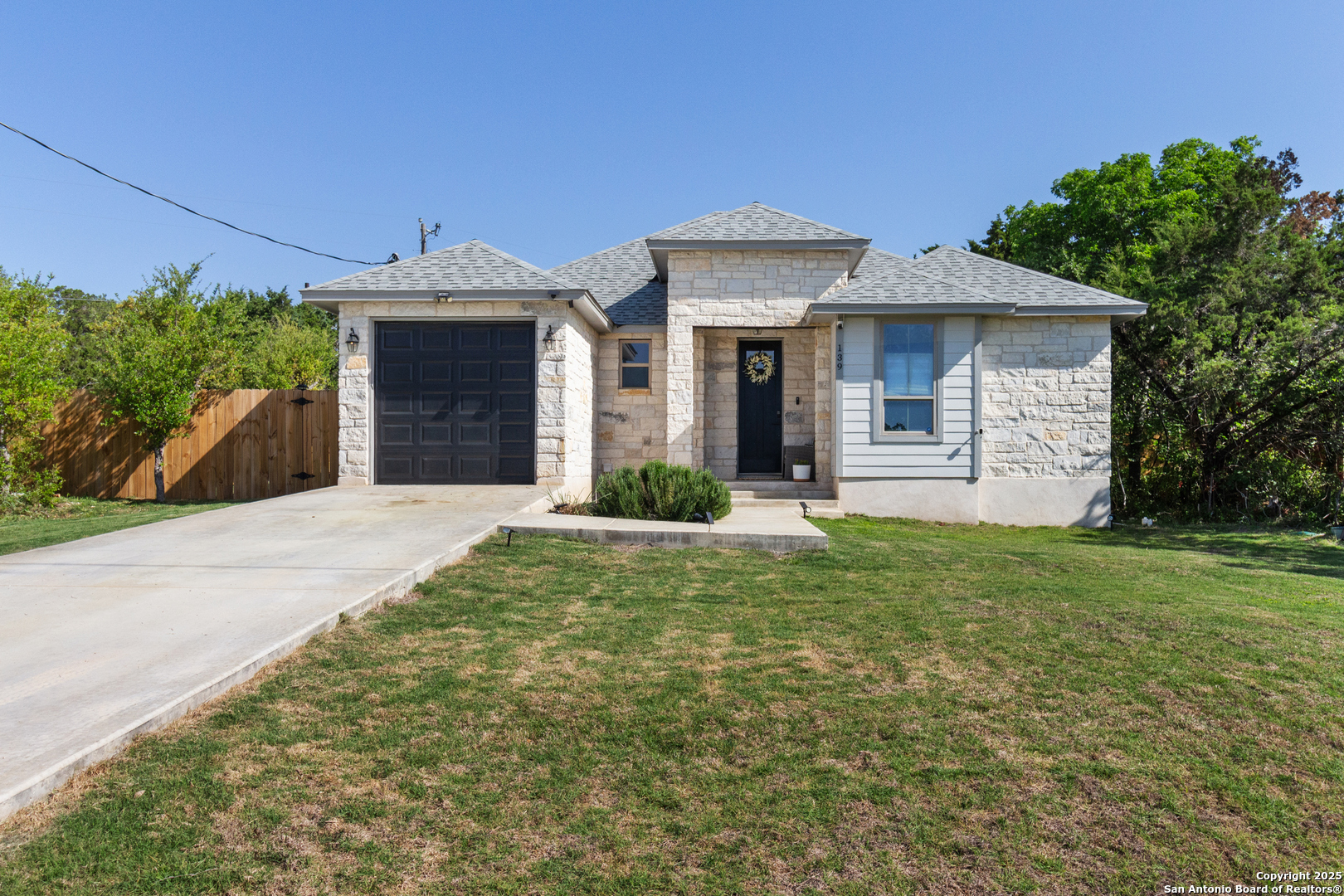 139 Hill Dr , Spring Branch, TX, 78070 | 1858032 | Realty Texas LLC