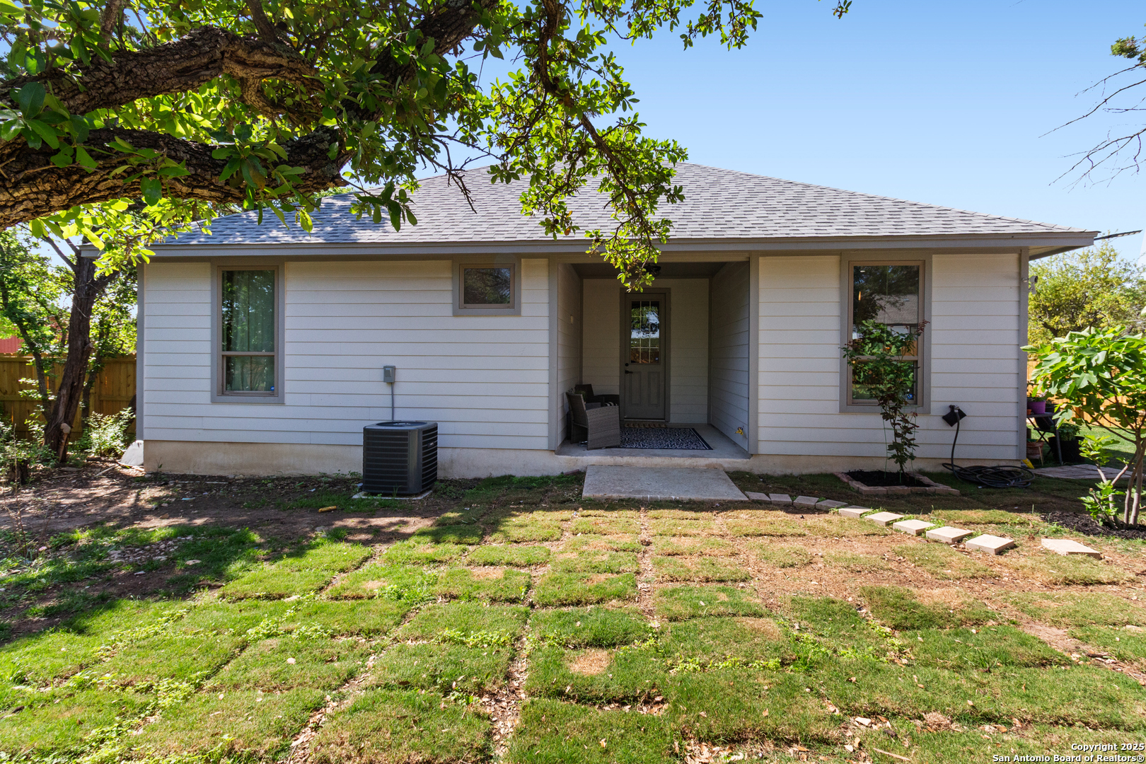 139 Hill Dr , Spring Branch, TX, 78070 | 1858032 | Realty Texas LLC
