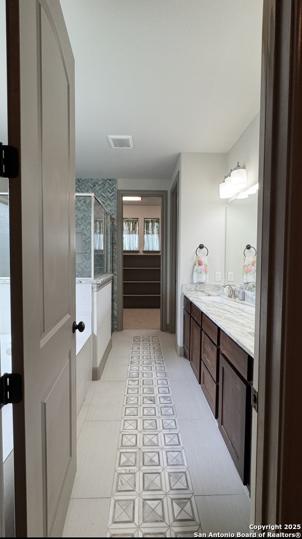 229 Strasbourg St , Castroville, TX, 78009 | 1858563 | Realty Texas LLC
