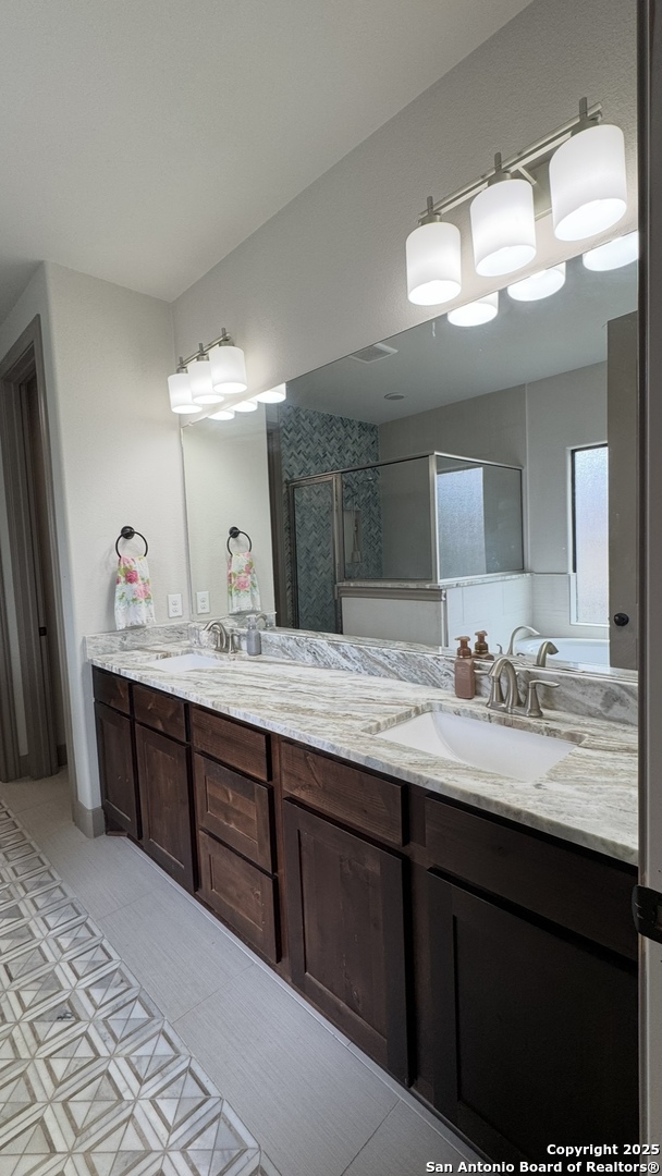 229 Strasbourg St , Castroville, TX, 78009 | 1858563 | Realty Texas LLC