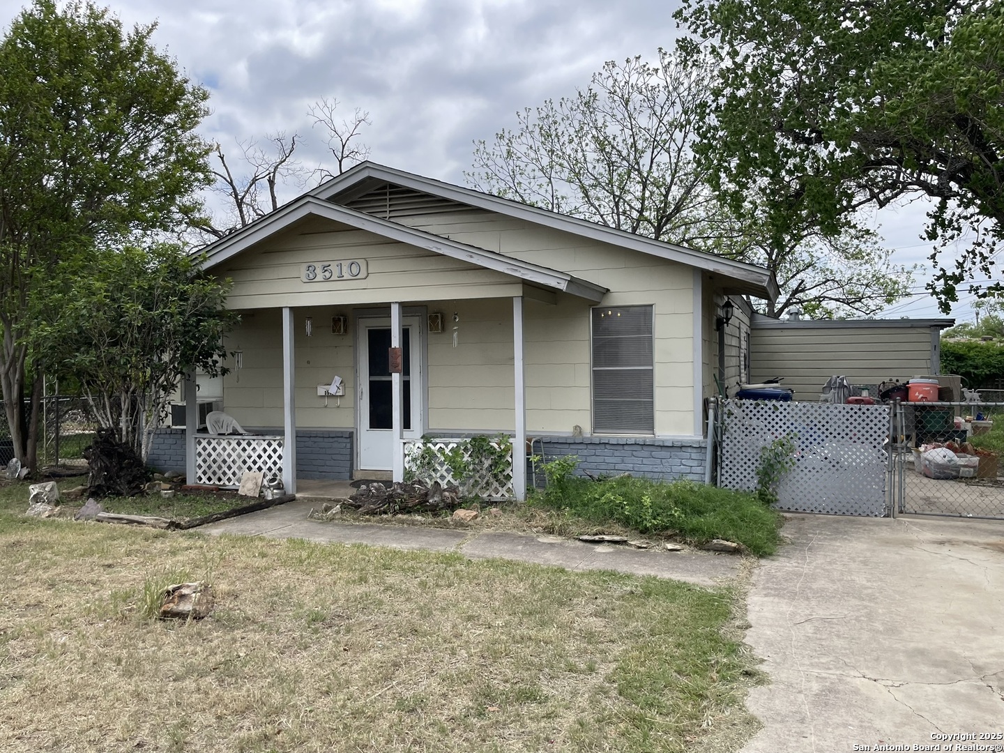 3510 Woodville Dr , San Antonio, TX, 78223 | 1858970 | Realty Texas LLC