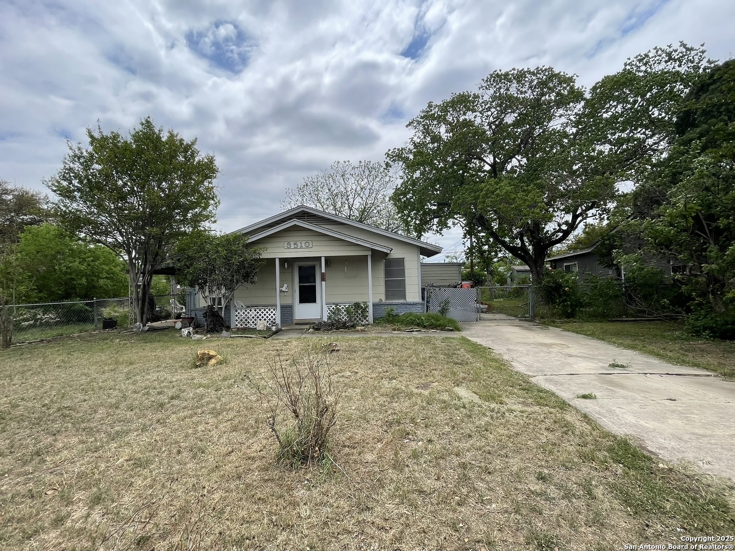 3510 Woodville Dr , San Antonio, TX, 78223 | 1858970 | Realty Texas LLC