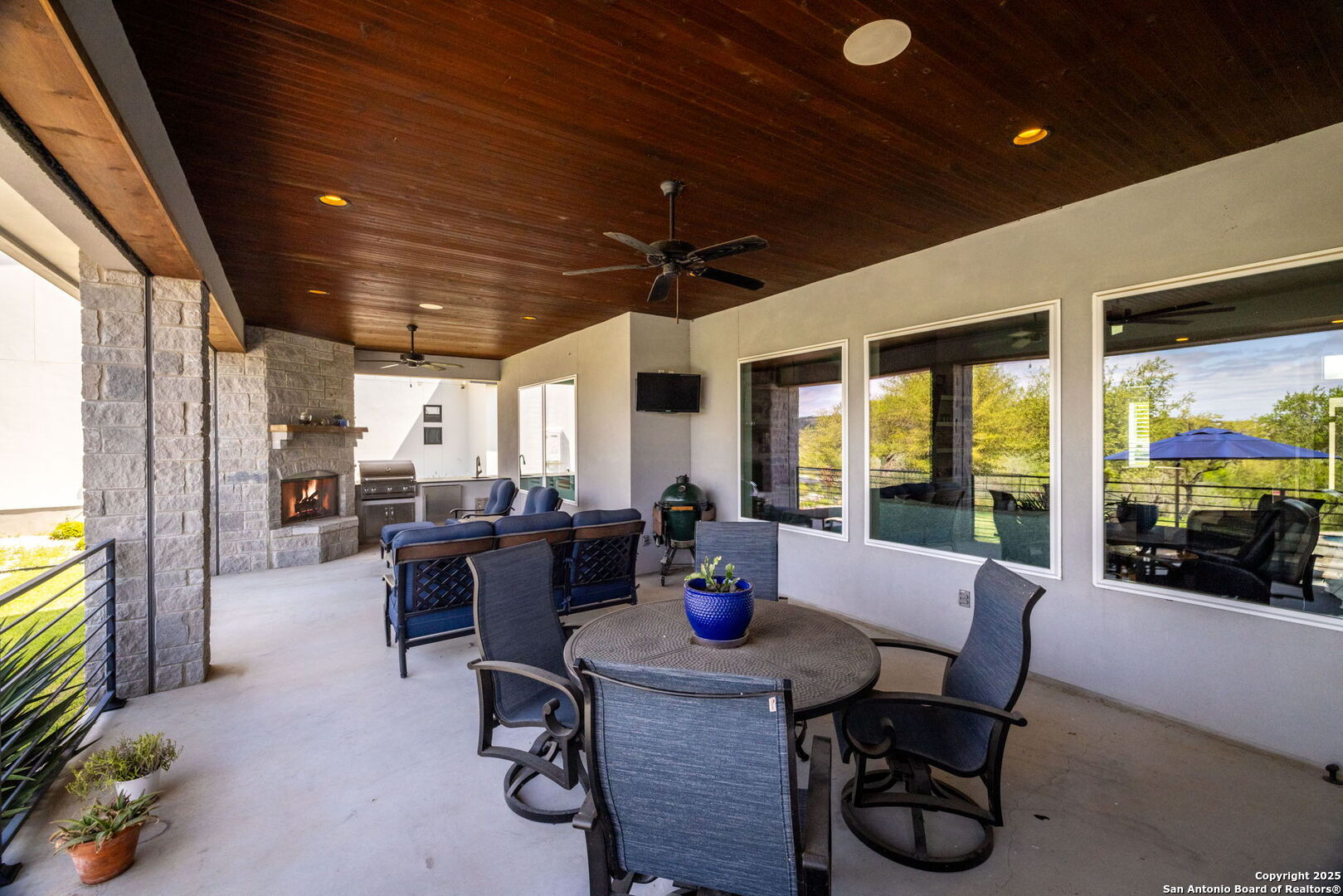 371 River Cliff , Spring Branch, TX, 78070 | 1858931 | Realty Texas LLC