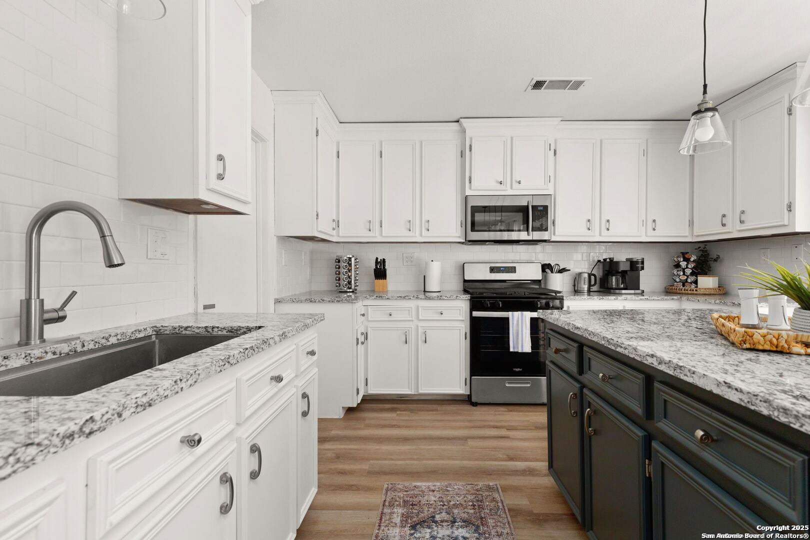 5806 Cliffdale , San Antonio, TX, 78250 | 1859828 | Realty Texas LLC