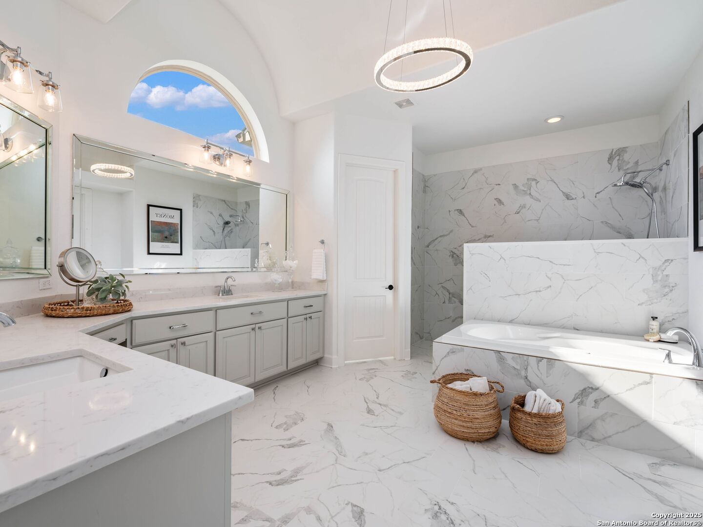 455 Cielo Springs , Blanco, TX, 78606 | 1858629 | Realty Texas LLC