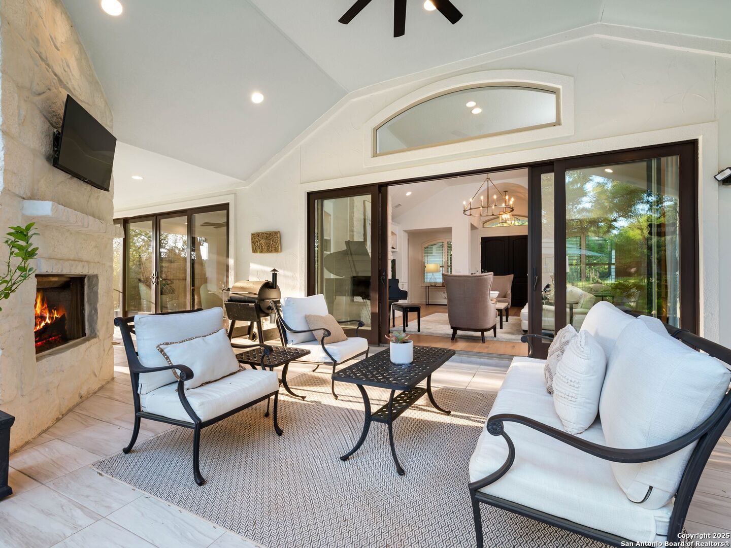 455 Cielo Springs , Blanco, TX, 78606 | 1858629 | Realty Texas LLC