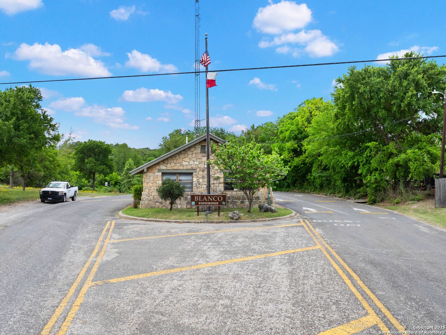 455 Cielo Springs , Blanco, TX, 78606 | 1858629 | Realty Texas LLC