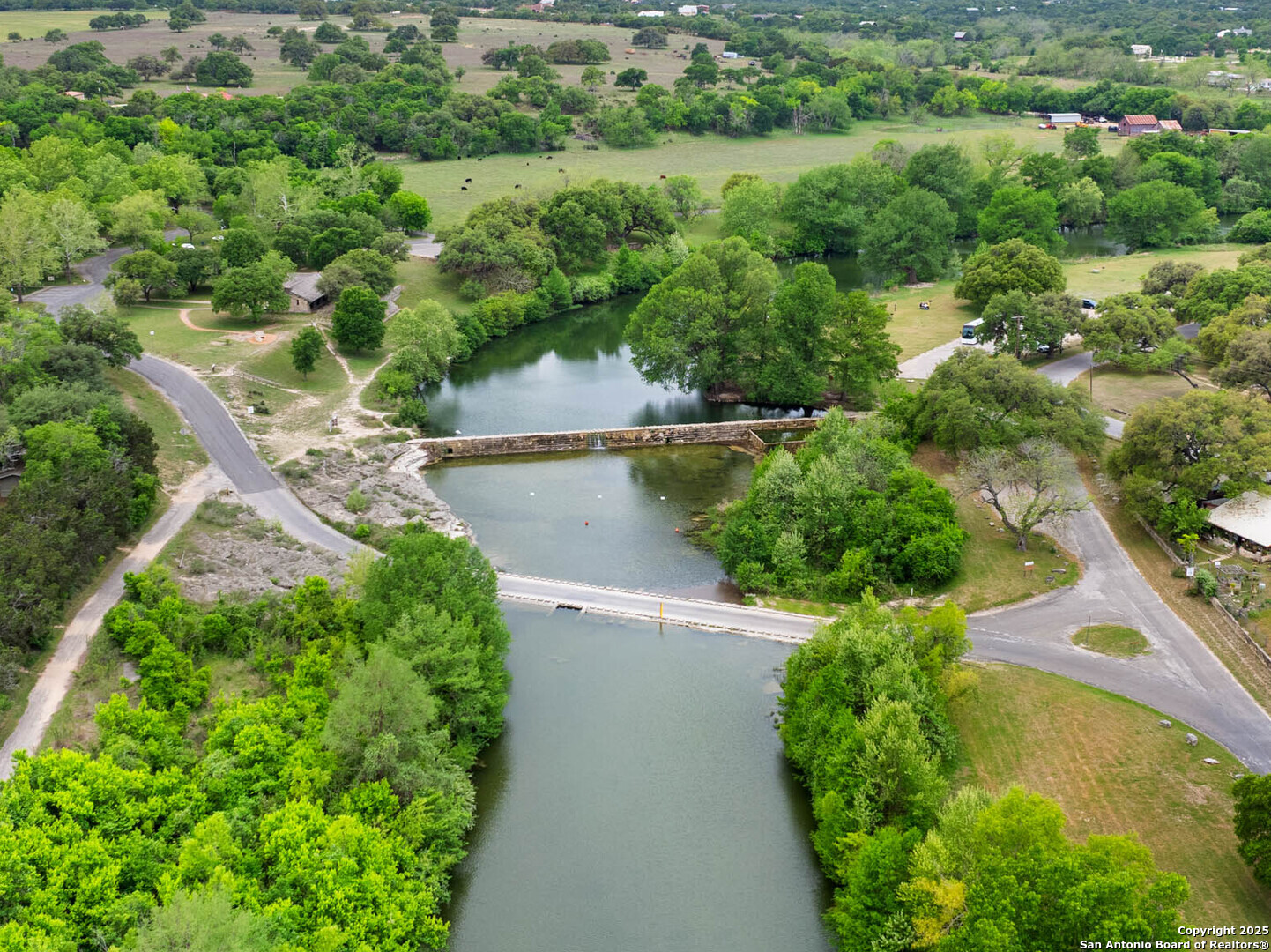 455 Cielo Springs , Blanco, TX, 78606 | 1858629 | Realty Texas LLC