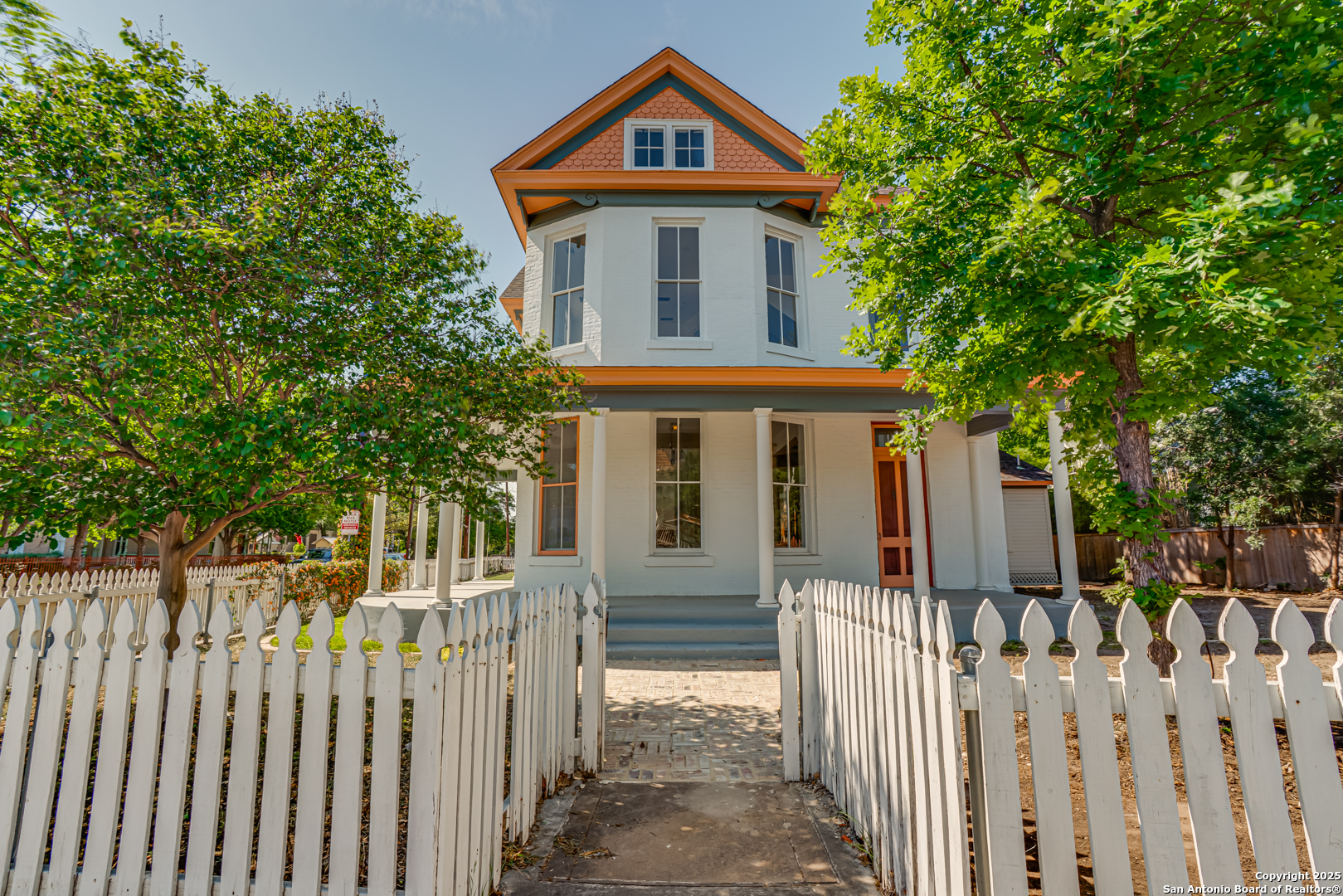 1231 S Alamo , San Antonio, TX, 78210-1113 | 1835254 | Realty Texas LLC