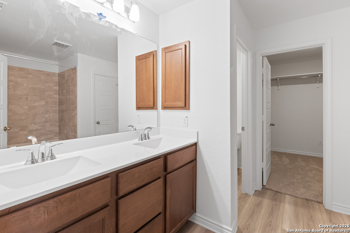 729 Maxwell Heights , San Antonio, TX, 78245 | 1858968 | Realty Texas LLC