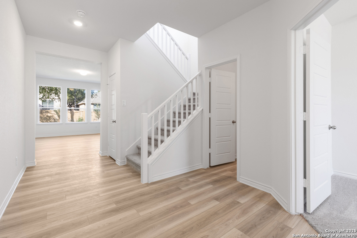 729 Maxwell Heights , San Antonio, TX, 78245 | 1858968 | Realty Texas LLC