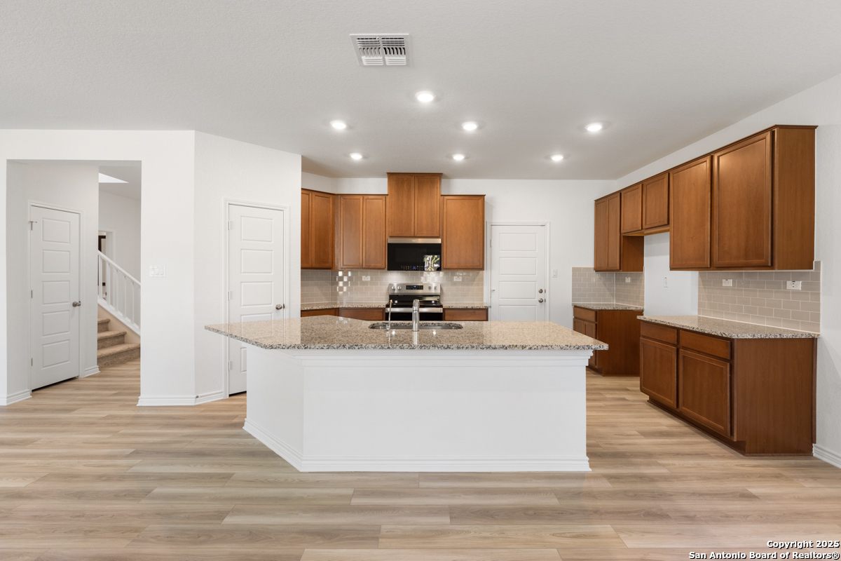 729 Maxwell Heights , San Antonio, TX, 78245 | 1858968 | Realty Texas LLC