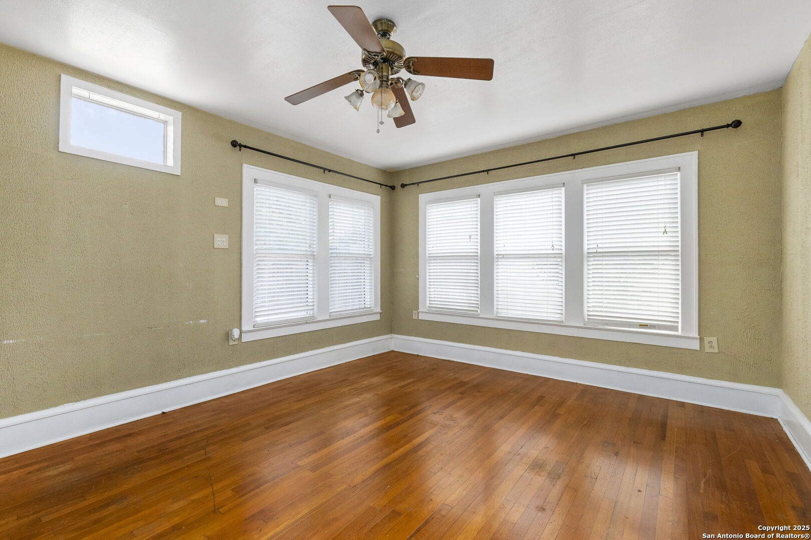 1141 E Highland Blvd , San Antonio, TX, 78210 | 1859976 | Realty Texas LLC