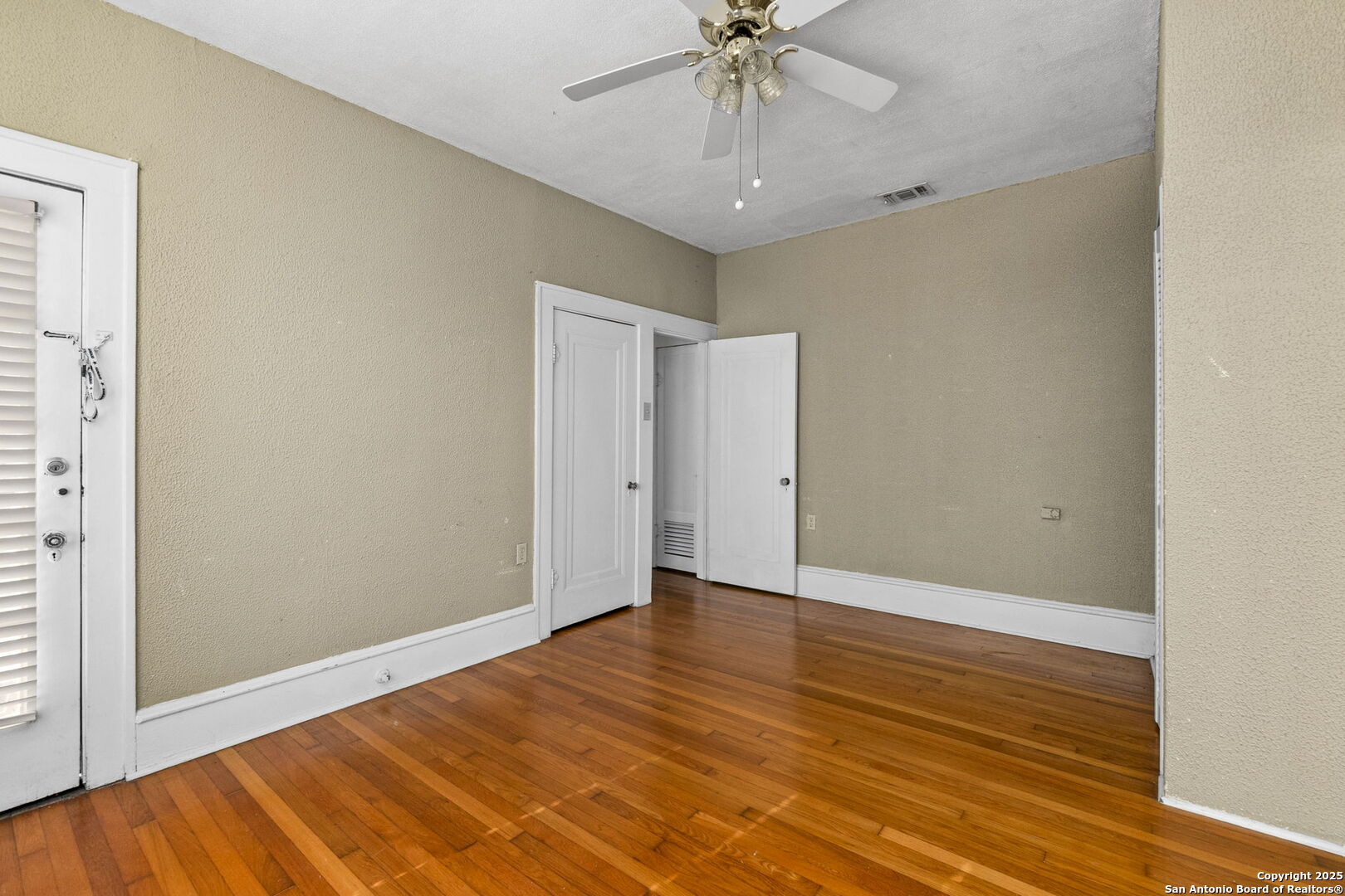1141 E Highland Blvd , San Antonio, TX, 78210 | 1859976 | Realty Texas LLC