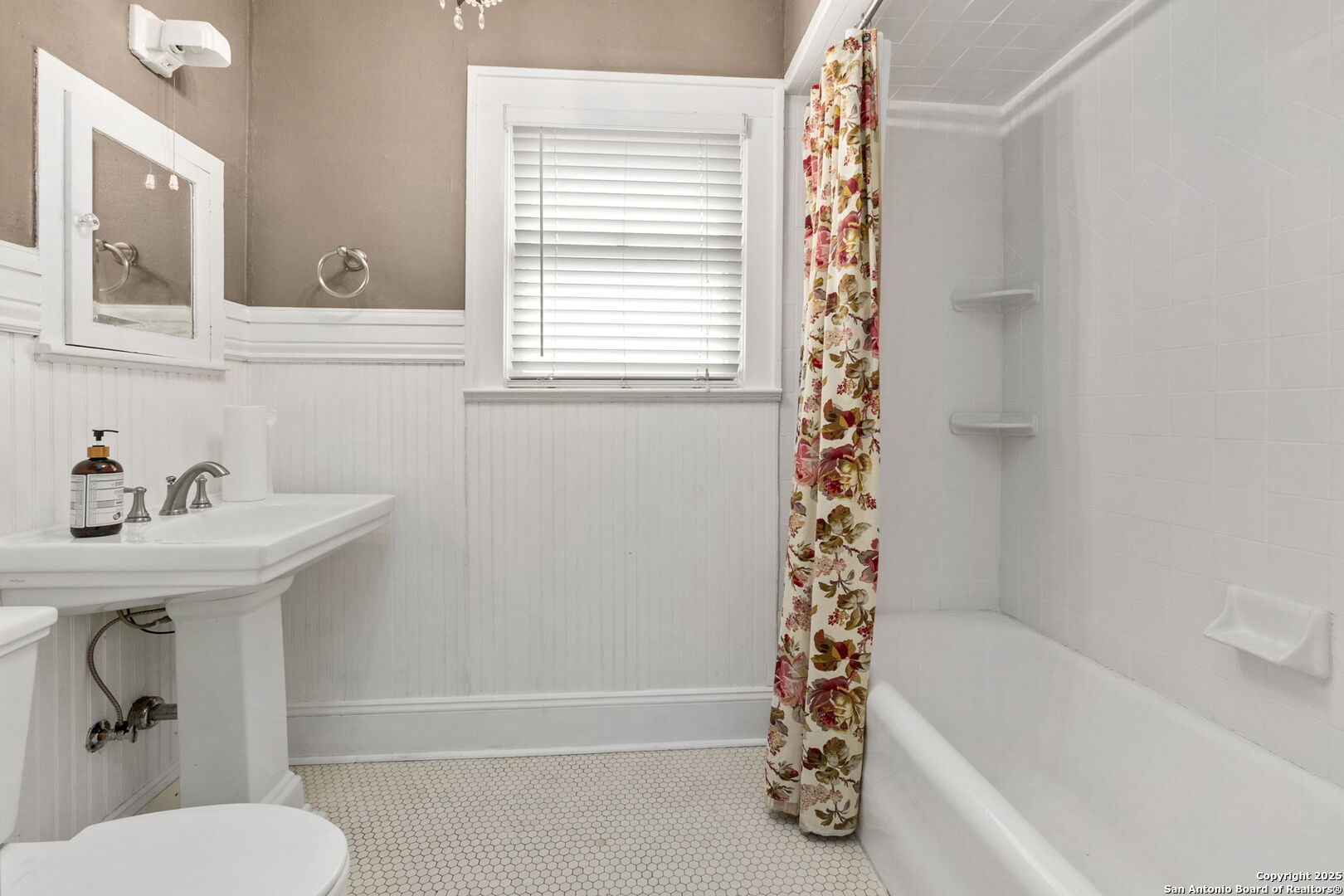 1141 E Highland Blvd , San Antonio, TX, 78210 | 1859976 | Realty Texas LLC