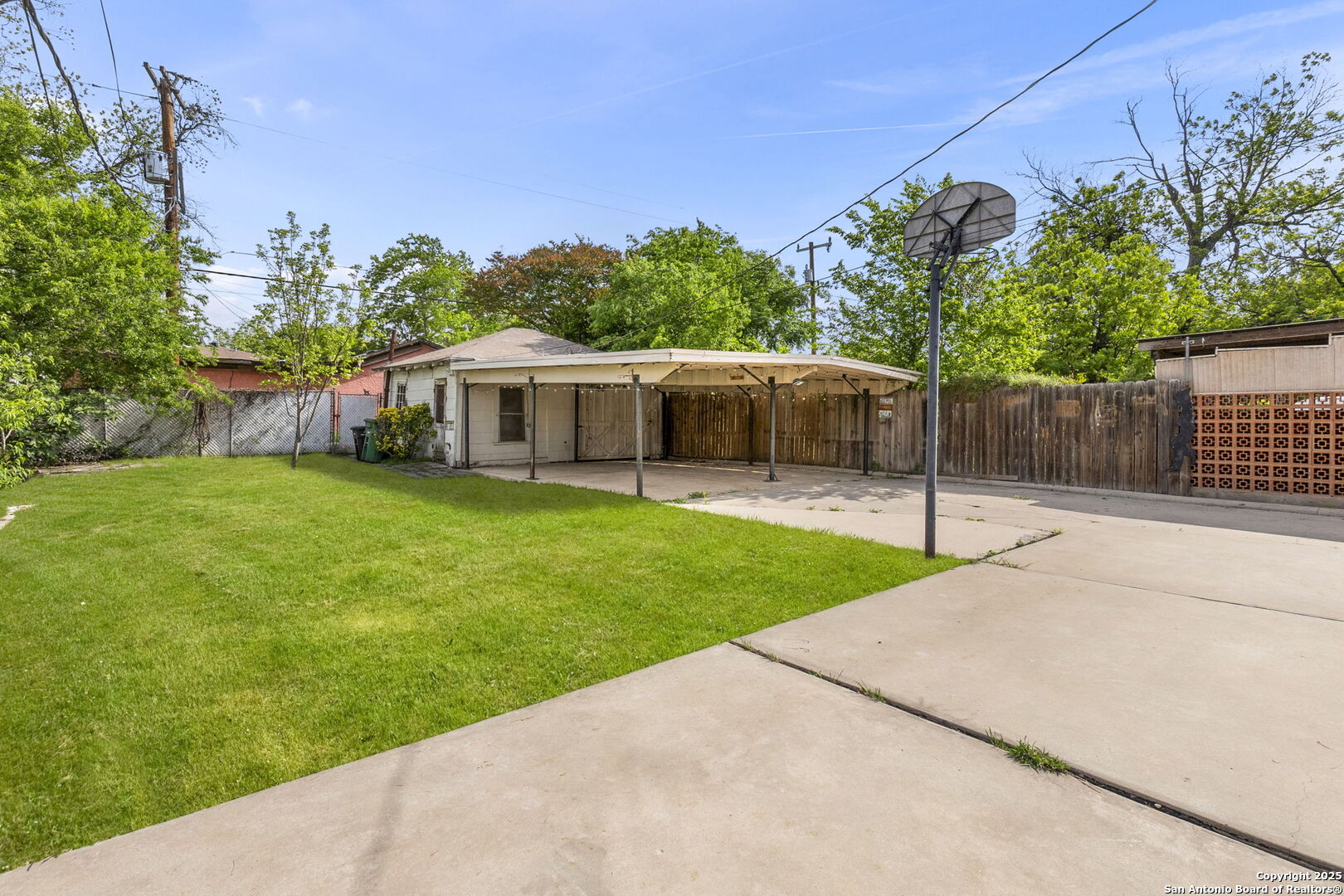 1141 E Highland Blvd , San Antonio, TX, 78210 | 1859976 | Realty Texas LLC