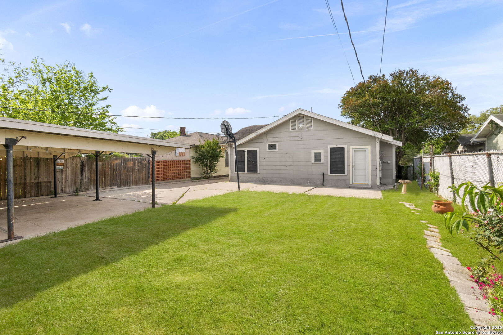 1141 E Highland Blvd , San Antonio, TX, 78210 | 1859976 | Realty Texas LLC