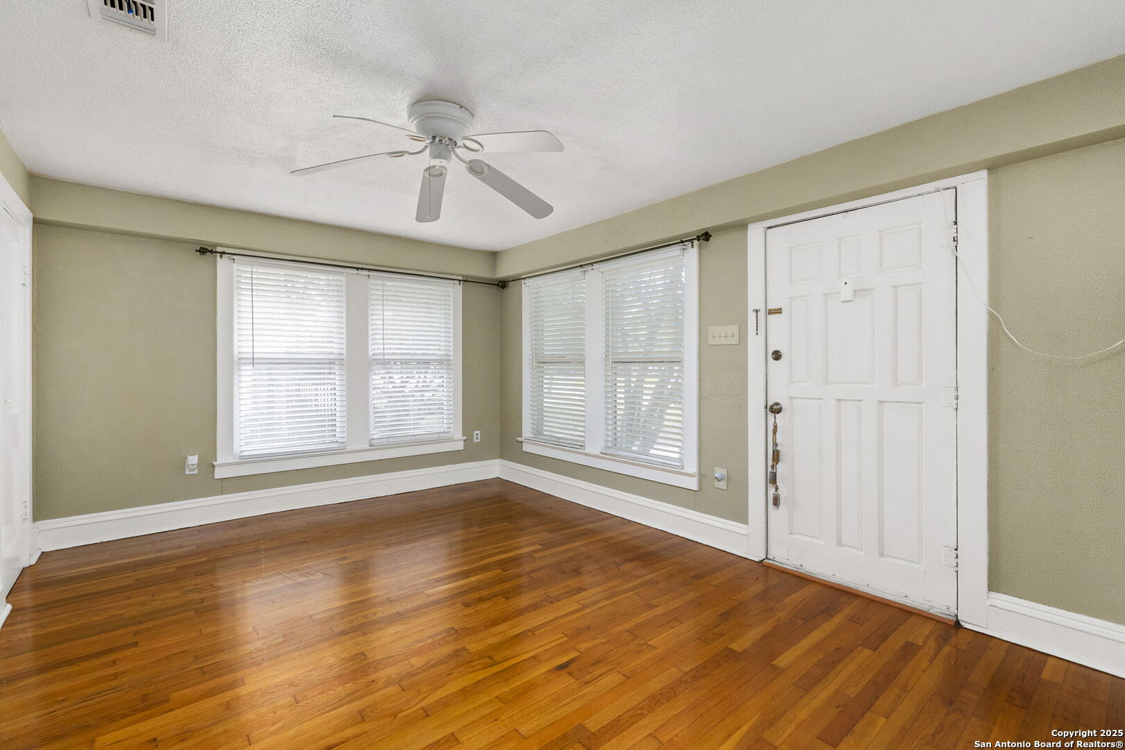 1141 E Highland Blvd , San Antonio, TX, 78210 | 1859976 | Realty Texas LLC