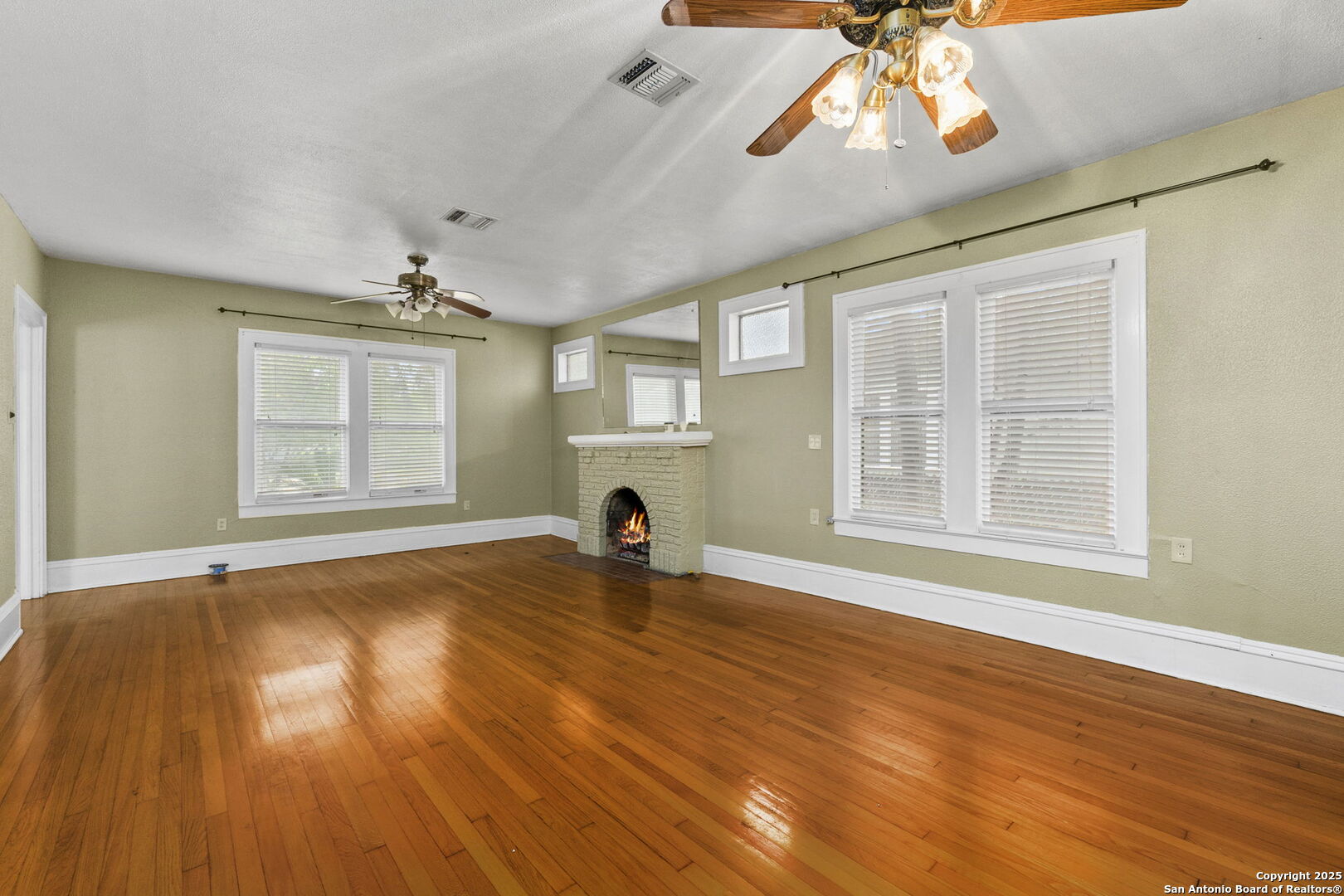 1141 E Highland Blvd , San Antonio, TX, 78210 | 1859976 | Realty Texas LLC