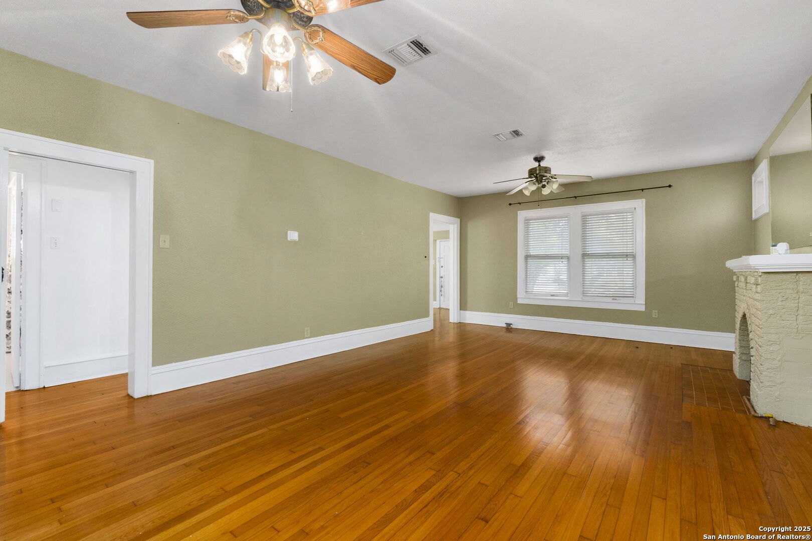 1141 E Highland Blvd , San Antonio, TX, 78210 | 1859976 | Realty Texas LLC