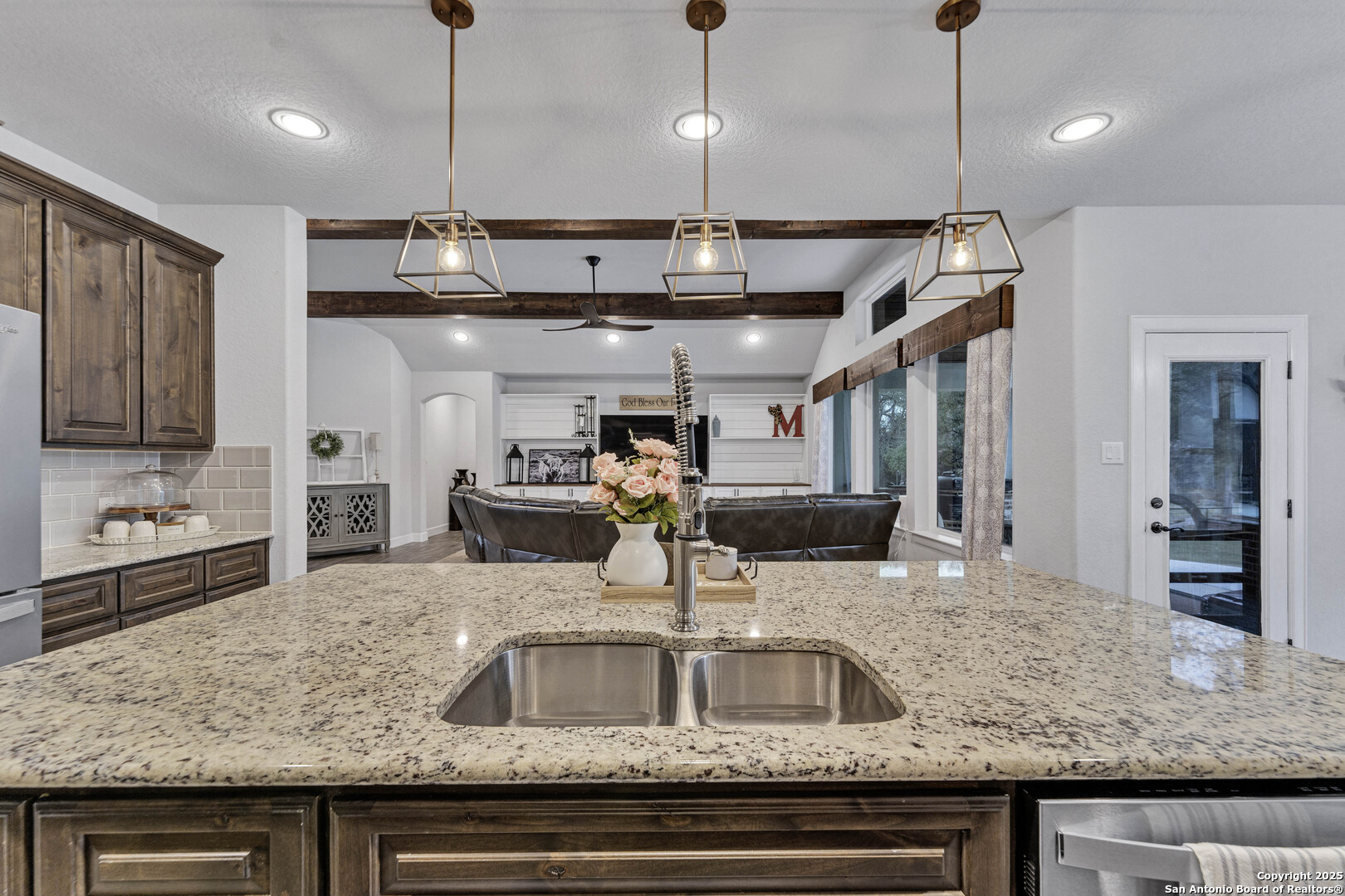 1033 Mystic Shores Blvd , Spring Branch, TX, 78070 | 1860446 | Realty Texas LLC