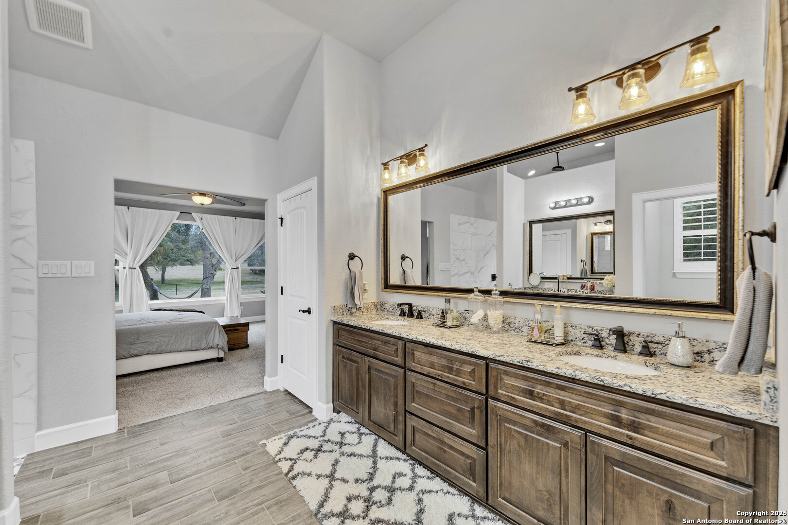 1033 Mystic Shores Blvd , Spring Branch, TX, 78070 | 1860446 | Realty Texas LLC