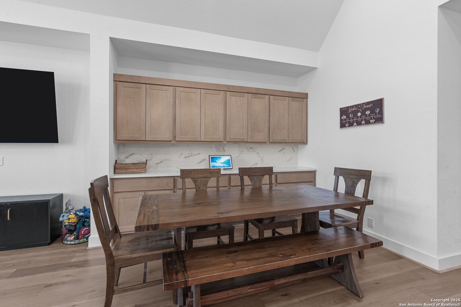 138 Red Oak , Castroville, TX, 78009 | 1860565 | Realty Texas LLC