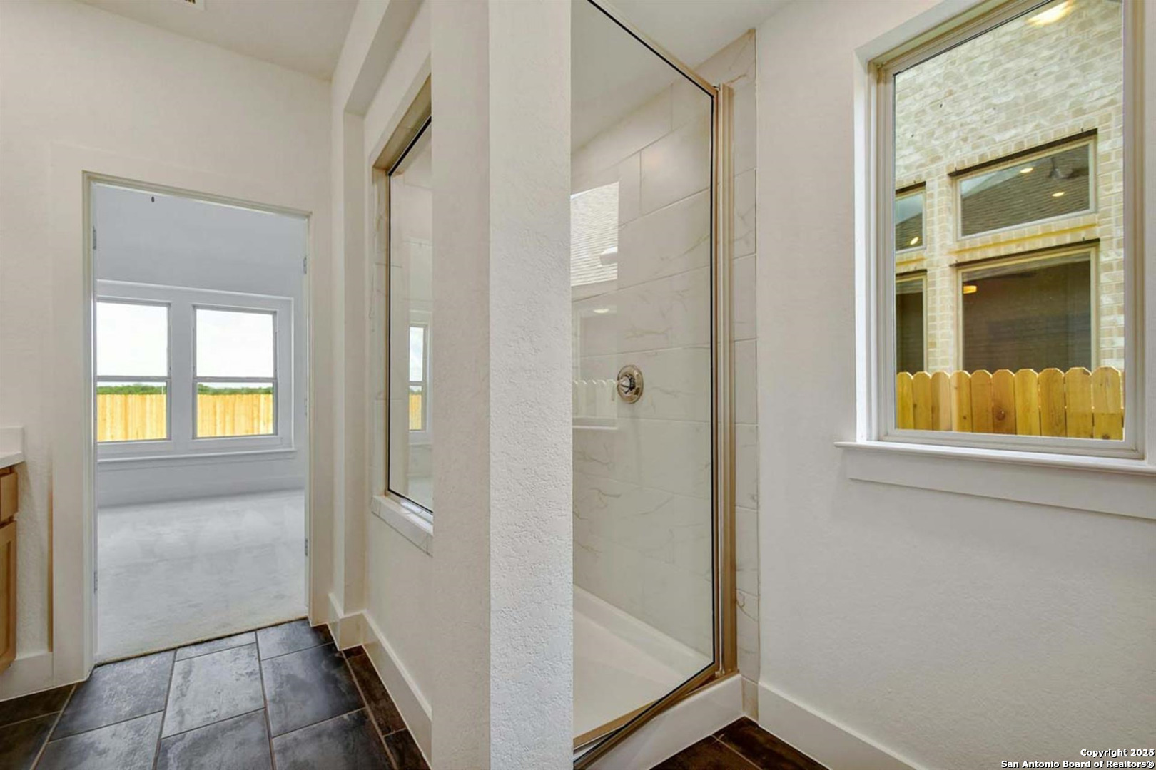 138 Red Oak , Castroville, TX, 78009 | 1860565 | Realty Texas LLC