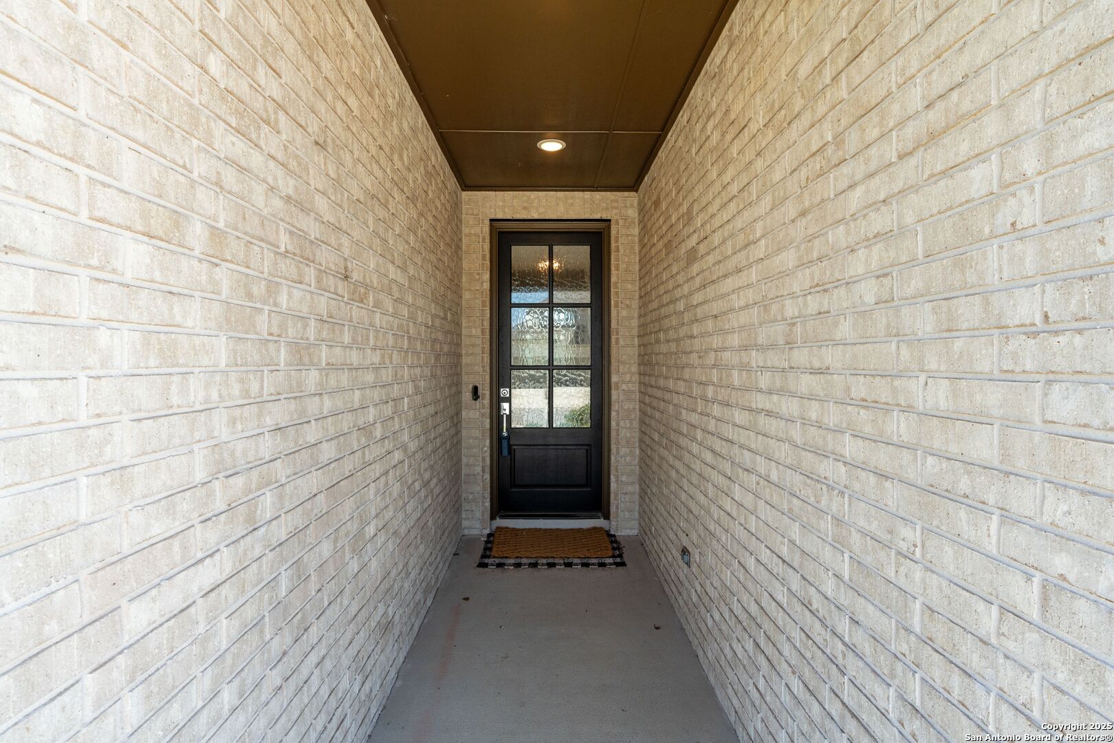 138 Red Oak , Castroville, TX, 78009 | 1860565 | Realty Texas LLC