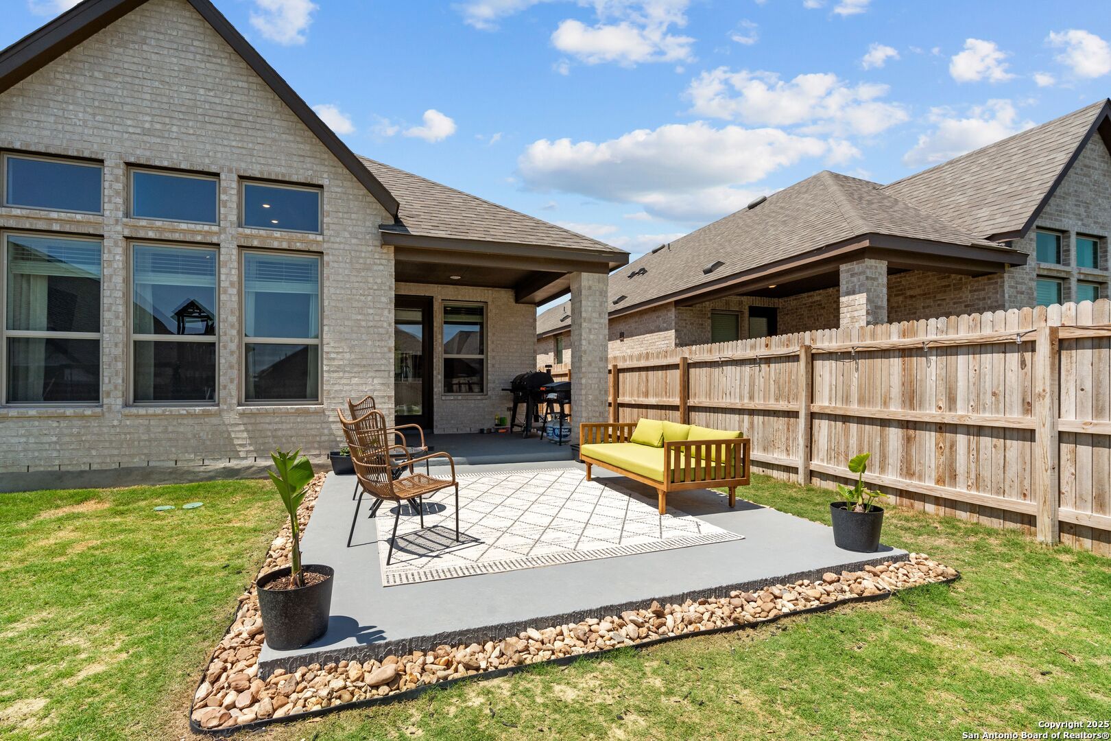 138 Red Oak , Castroville, TX, 78009 | 1860565 | Realty Texas LLC