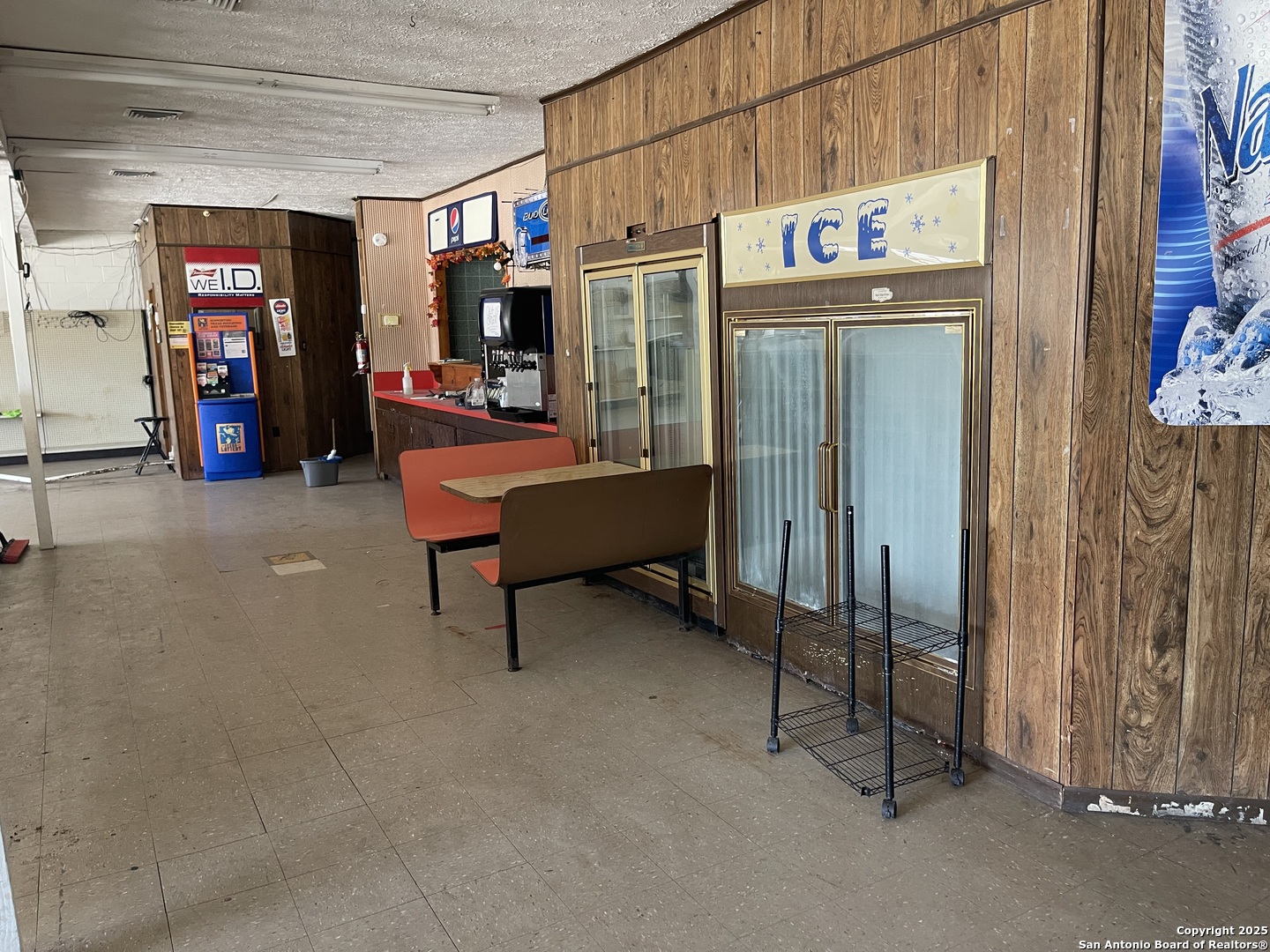 1230 E Santa Gertrudis, KINGSVILLE, TX, 78363 | 1860952 | Realty Texas LLC