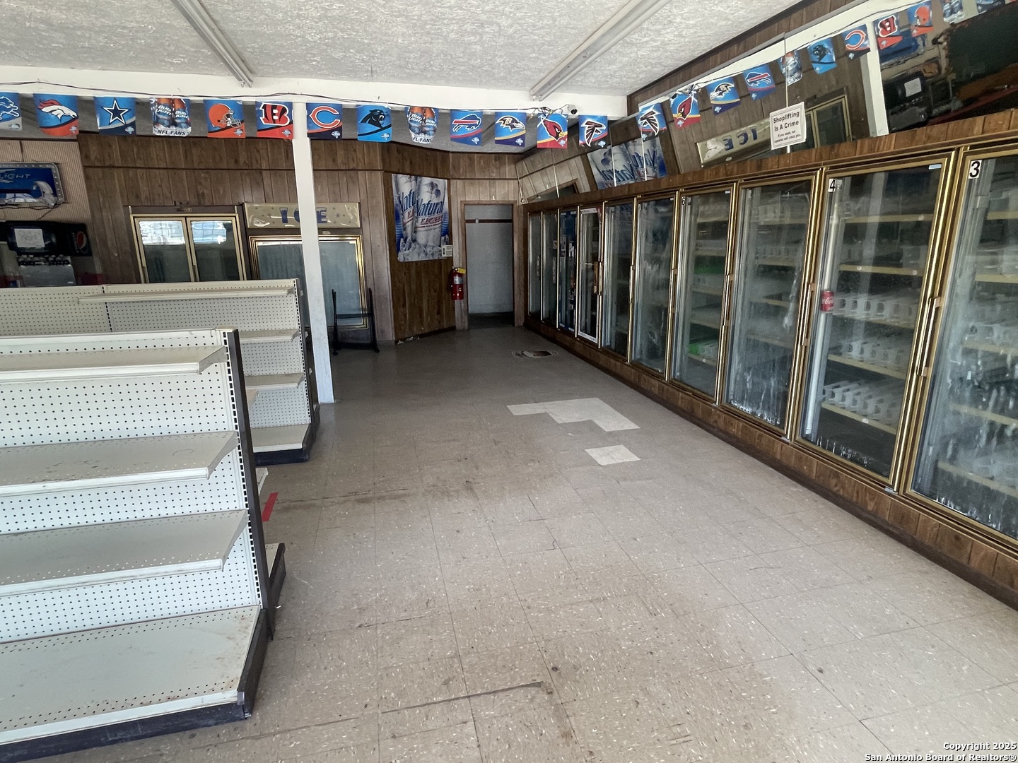 1230 E Santa Gertrudis, KINGSVILLE, TX, 78363 | 1860952 | Realty Texas LLC