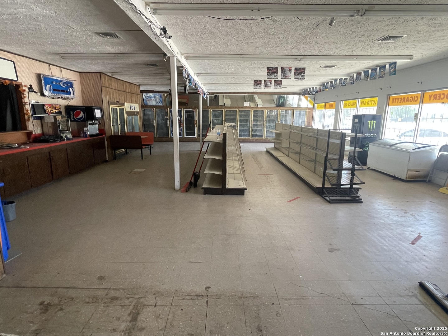 1230 E Santa Gertrudis, KINGSVILLE, TX, 78363 | 1860952 | Realty Texas LLC