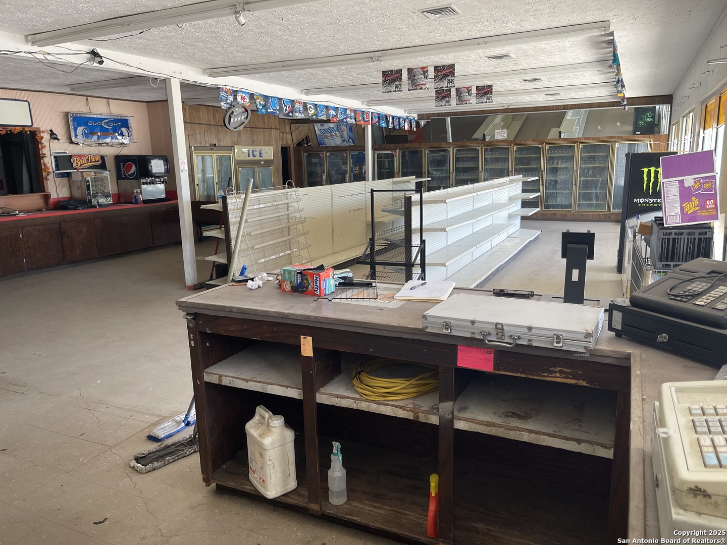 1230 E Santa Gertrudis, KINGSVILLE, TX, 78363 | 1860952 | Realty Texas LLC