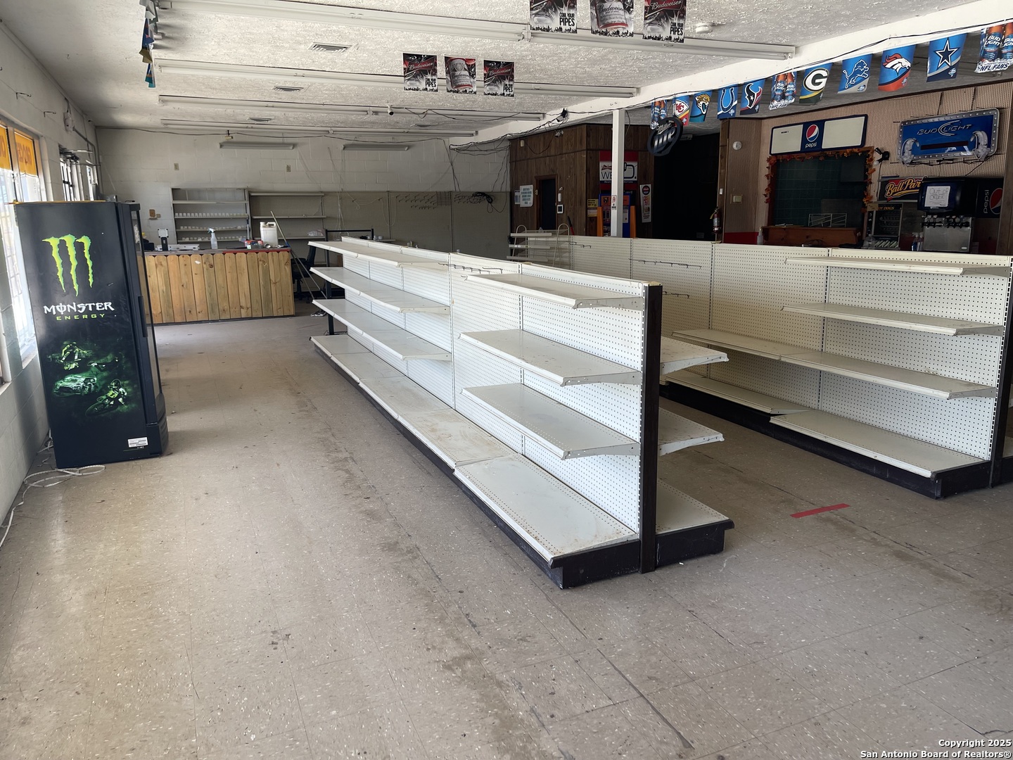 1230 E Santa Gertrudis, KINGSVILLE, TX, 78363 | 1860952 | Realty Texas LLC