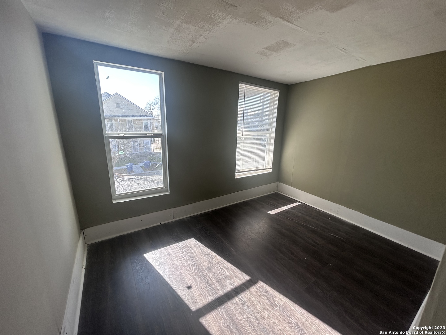 1137 W Ashby Pl 3 , San Antonio, TX, 78201 | 1860877 | Realty Texas LLC
