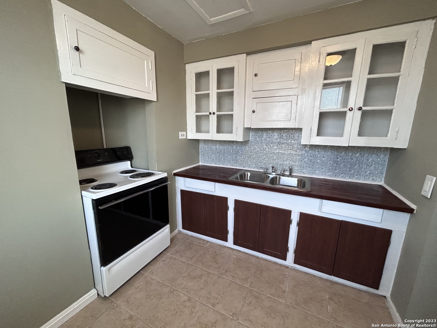 1137 W Ashby Pl 3 , San Antonio, TX, 78201 | 1860877 | Realty Texas LLC