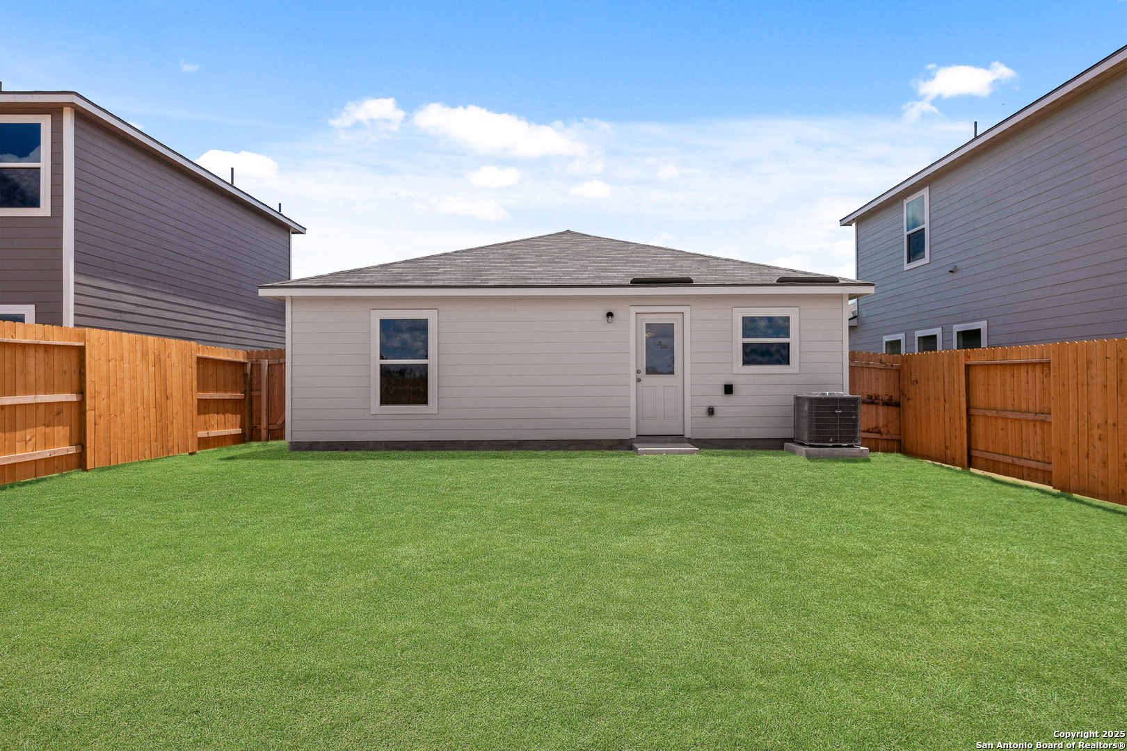 11463 Blue Heron Haven , San Antonio, TX, 78223 | 1861375 | Realty Texas LLC
