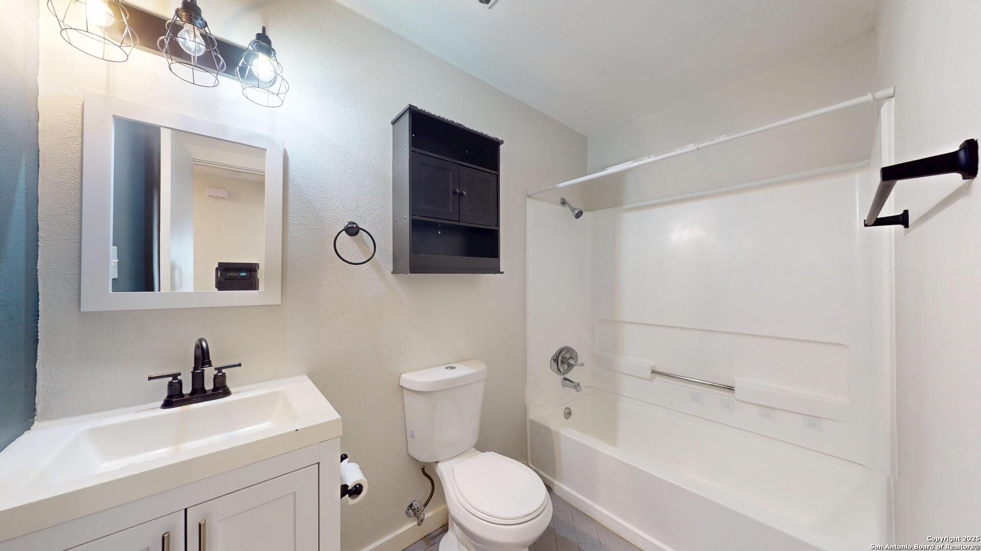 2211 Muddy Peak , San Antonio, TX, 78245 | 1861887 | Realty Texas LLC