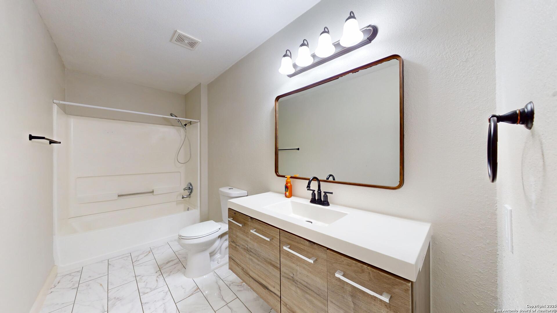 2211 Muddy Peak , San Antonio, TX, 78245 | 1861887 | Realty Texas LLC