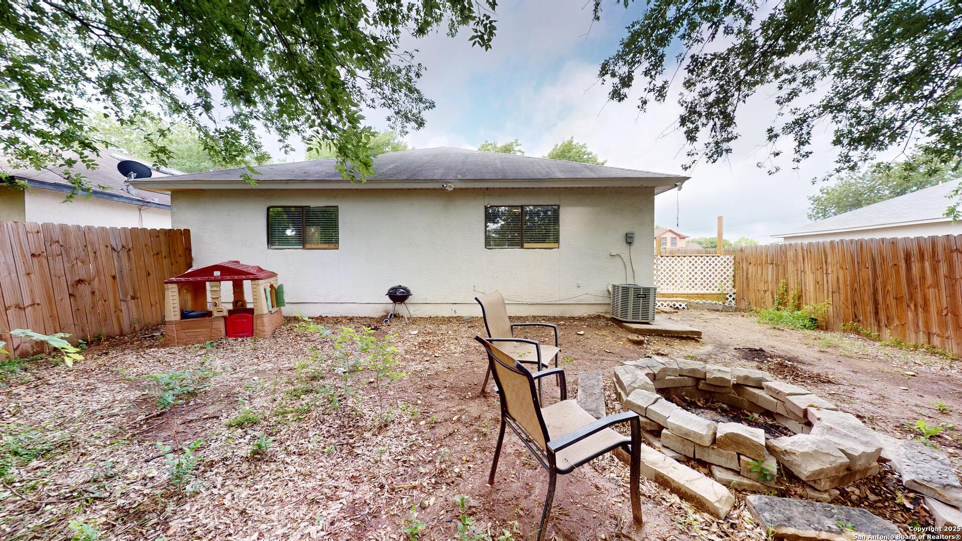 2211 Muddy Peak , San Antonio, TX, 78245 | 1861887 | Realty Texas LLC
