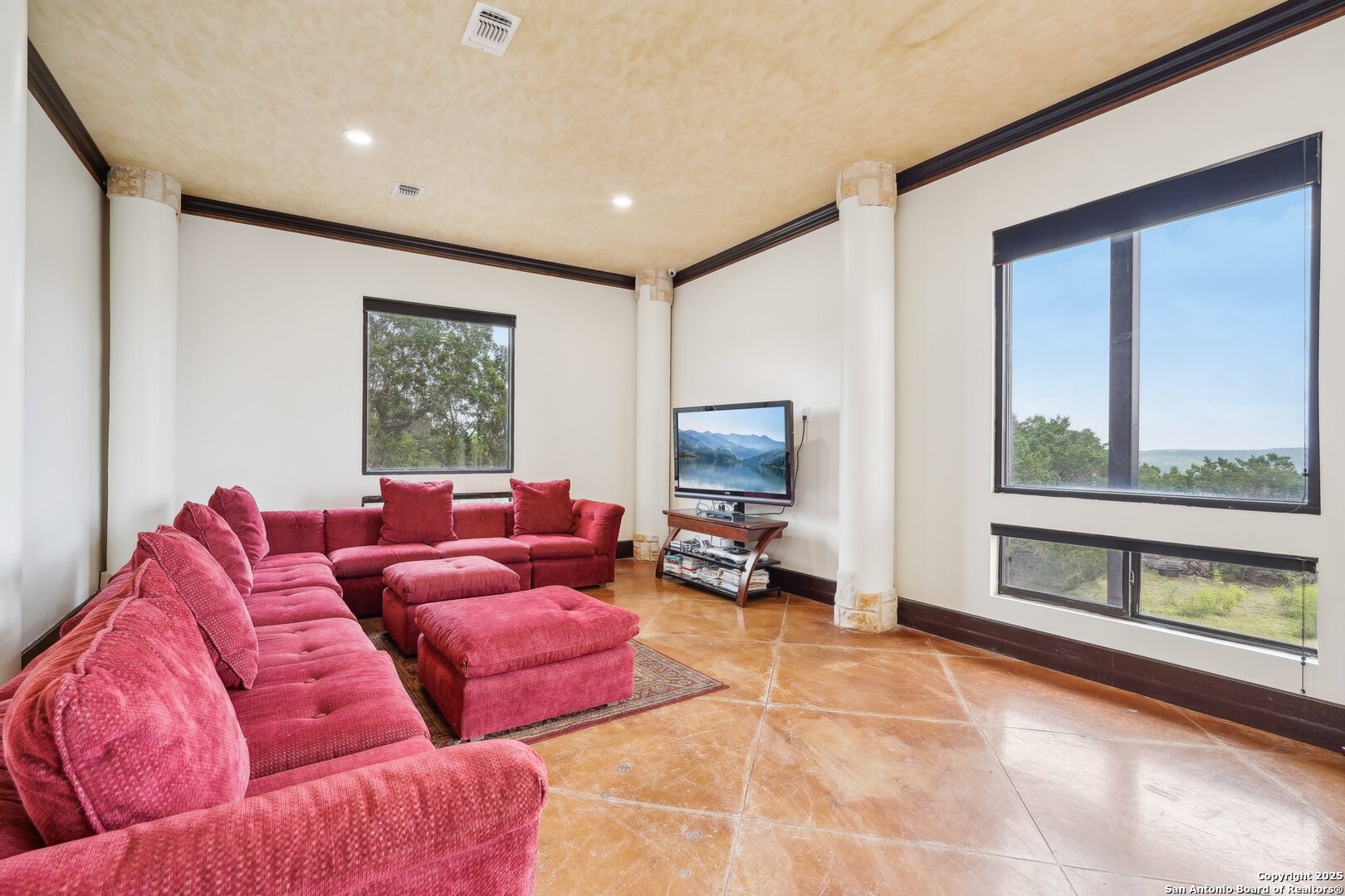 285 Timber Hill , Pipe Creek, TX, 78063 | 1861795 | Realty Texas LLC