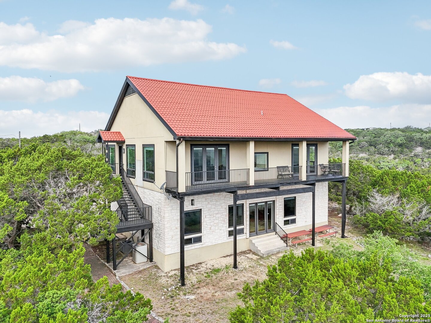 285 Timber Hill , Pipe Creek, TX, 78063 | 1861795 | Realty Texas LLC