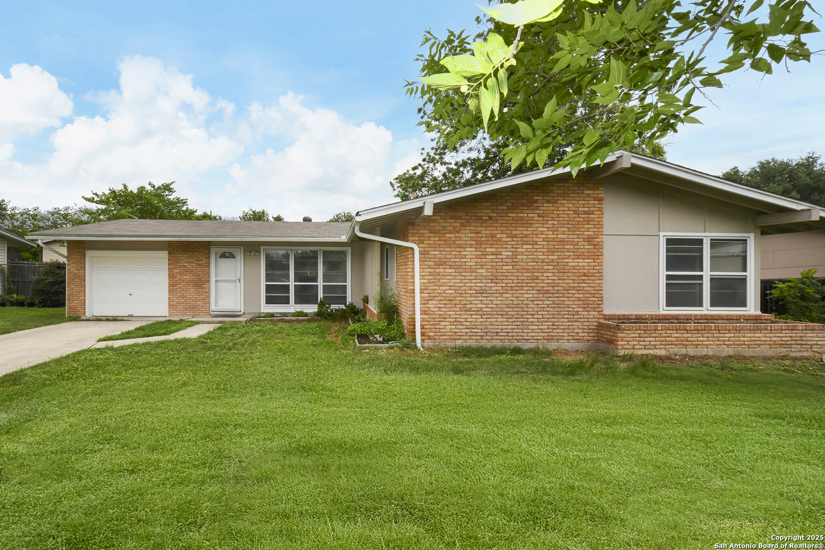 3623 Invicta Dr , San Antonio, TX, 78218 | 1862239 | Realty Texas LLC