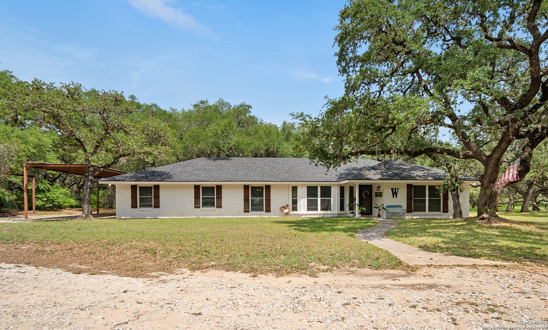 23 Sunrise, PLEASANTON, TX, 78064 | 1862224 | Realty Texas LLC