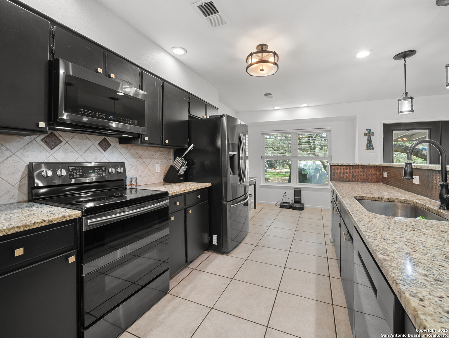 23 Sunrise, PLEASANTON, TX, 78064 | 1862224 | Realty Texas LLC