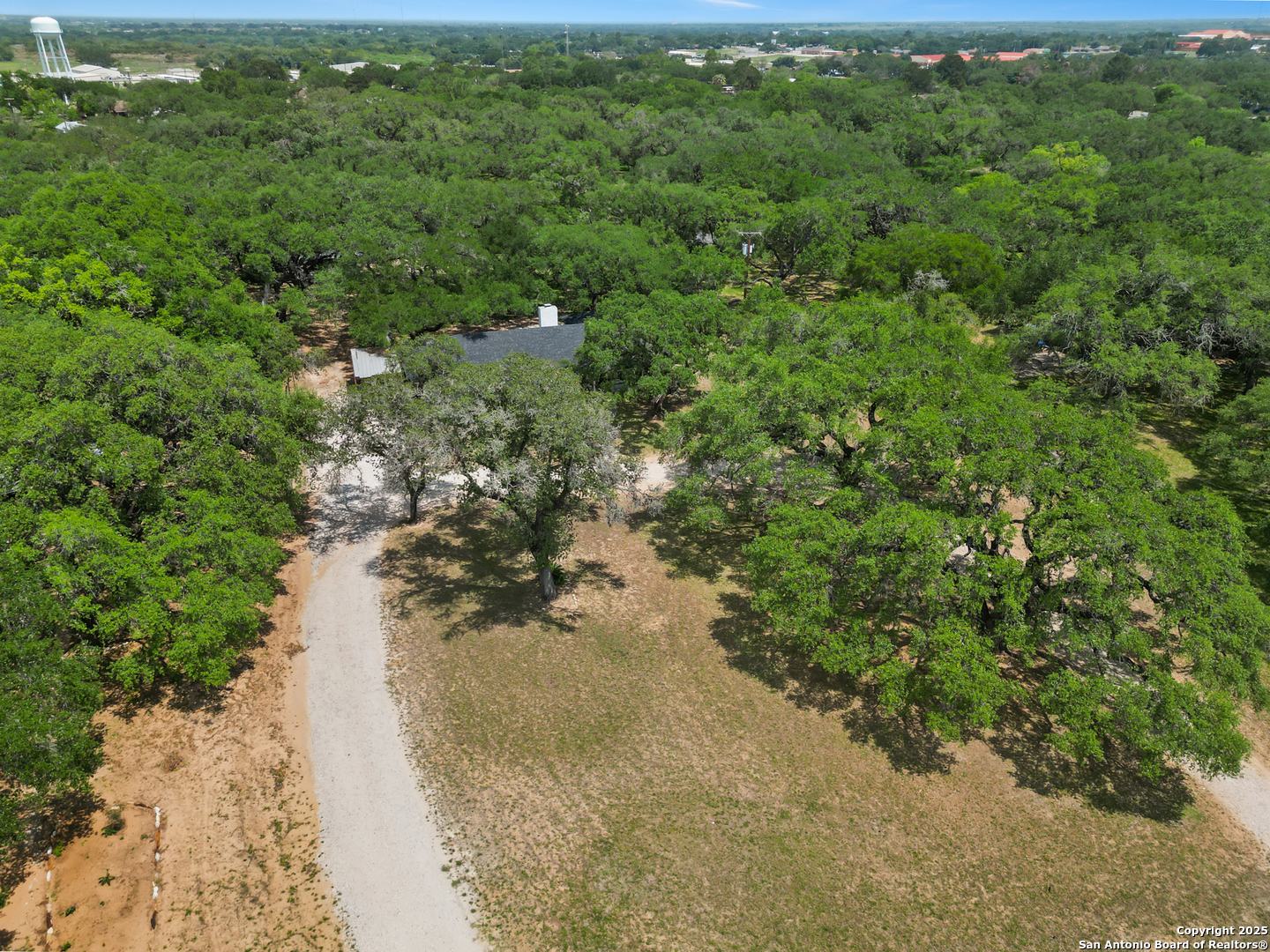 23 Sunrise, PLEASANTON, TX, 78064 | 1862224 | Realty Texas LLC