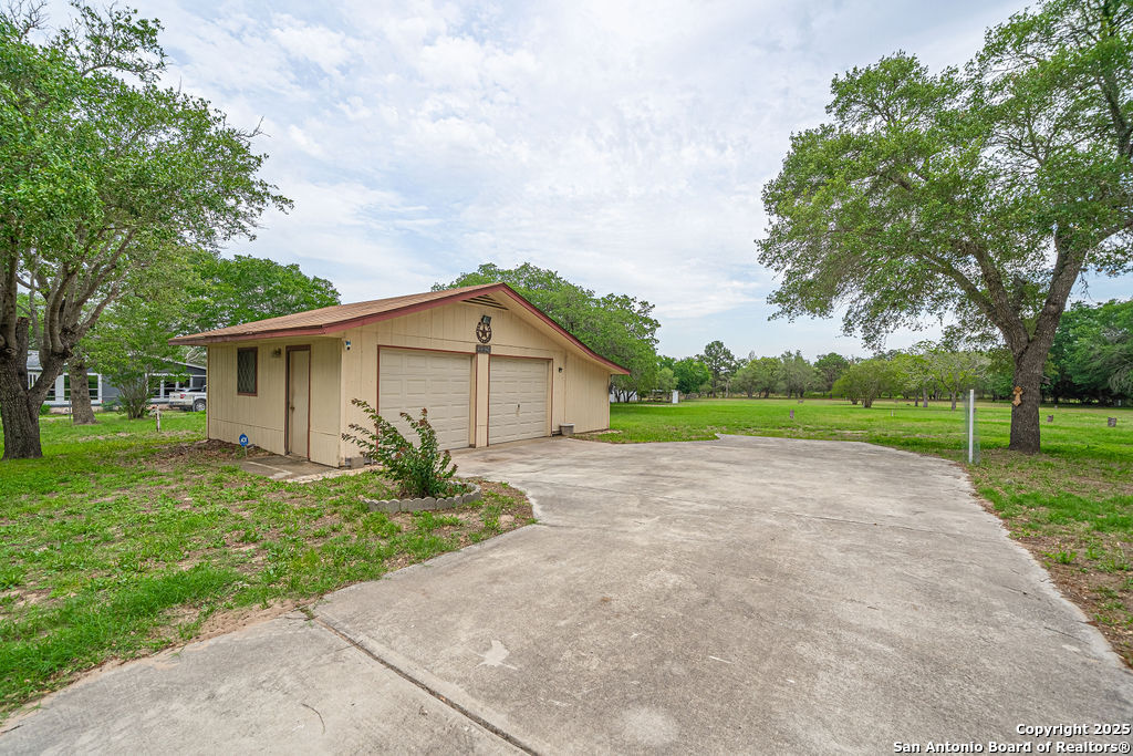 155 Ranch Country , La Vernia, TX, 78121 | 1861534 | Realty Texas LLC