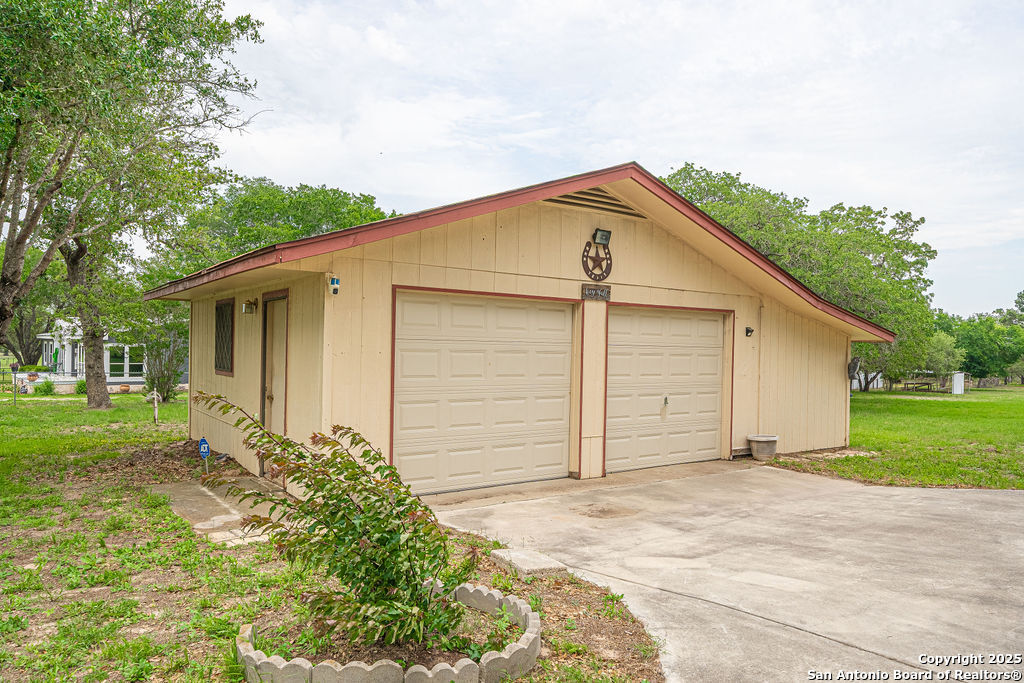 155 Ranch Country , La Vernia, TX, 78121 | 1861534 | Realty Texas LLC
